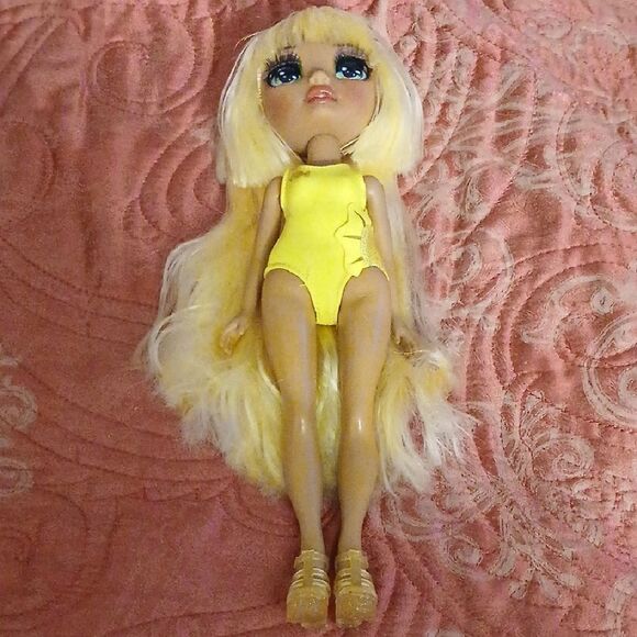 Fashion Doll in Yellow Outfit - Picture 1 of 1